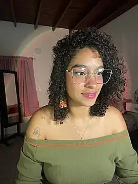 Snapshot of Arteatenea__ chatting on February 2025 06:11:02 AM Arteatenea online show from February 2025 06:11:02 AM