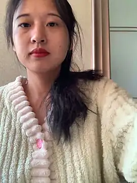 Xiaoli6688 online show from December 2024 08:12:01 AM