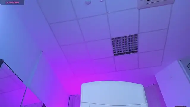 SinCityLiz online show from October 2025 03:44:01 PM