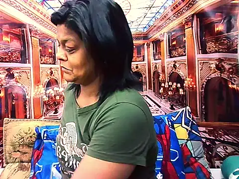 indianCherryPie online show from November 2025 05:44:01 AM