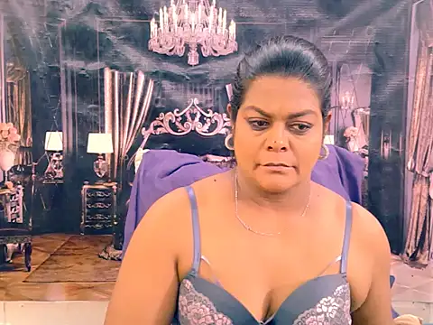 indianCherryPie online show from March 2026 06:43:01 PM