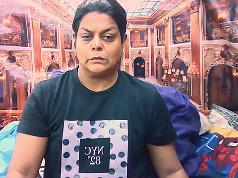 indianCherryPie online show from December 2025 05:34:02 AM