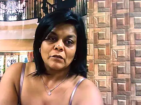 indianCherryPie online show from October 2025 05:41:01 AM
