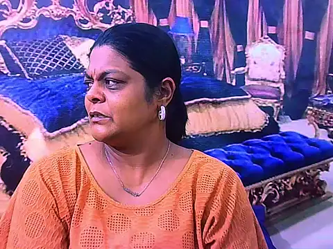 indianCherryPie online show from February 2026 05:18:01 AM