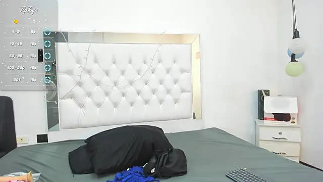 brendamaz online show from November 2025 11:10:01 AM