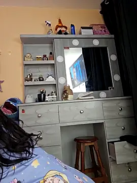 Selena blake online show from November 2025 04:05:02 AM