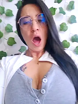 VALERY-03  online show from October 2025 12:18:01 PM
