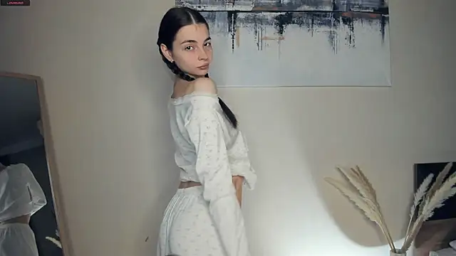 MaryJacksoon online show from December 2025 07:34:02 AM