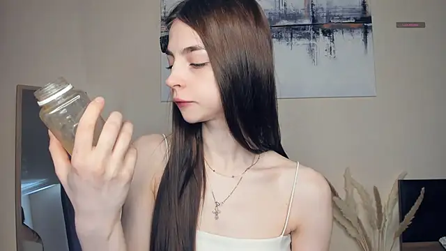 MaryJacksoon online show from May 2026 07:33:01 AM