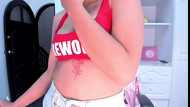  Mia Wallace online show from December 2024 08:58:01 PM