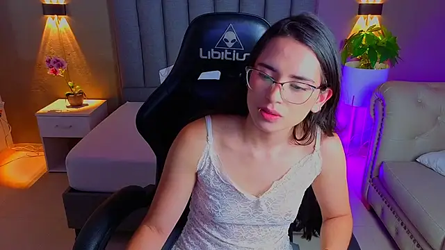 angelica dymond online show from July 2026 09:34:02 PM