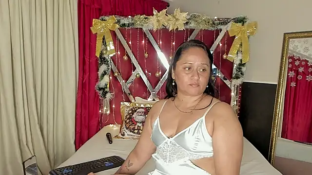 MicaelaHot  online show from November 2025 03:06:02 AM