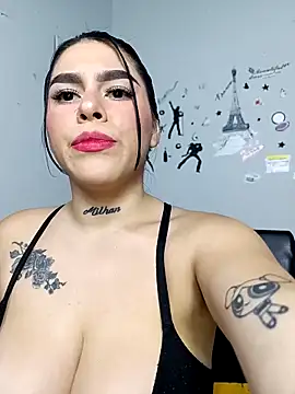 BigTits Kitty online show from October 2025 06:15:01 AM