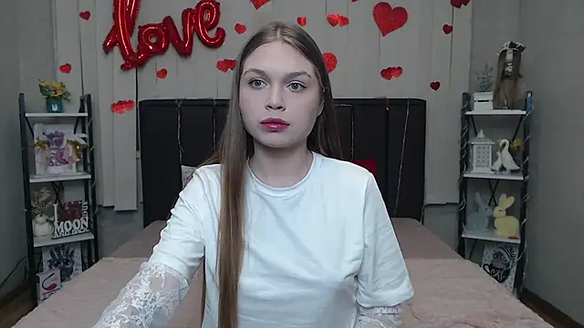 LaraPika online show from March 2026 06:00:01 PM