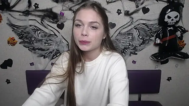 LaraPika online show from October 2025 05:08:01 AM