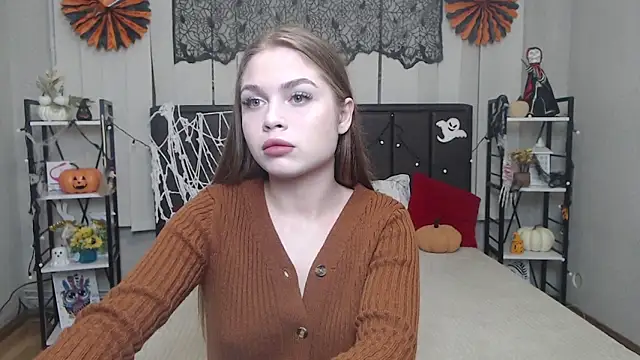 LaraPika online show from October 2025 05:58:02 PM