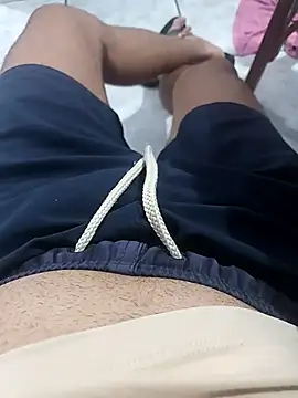 Snapshot of 1995eduardo chatting on November 2025 11:48:02 PM 1995eduardo online show from November 2025 11:48:02 PM