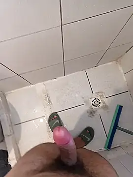 Snapshot of 1995eduardo chatting on November 2025 09:31:01 AM 1995eduardo online show from November 2025 09:31:01 AM