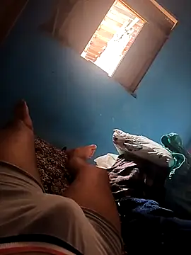 Snapshot of 1995eduardo chatting on February 2025 06:55:01 PM 1995eduardo online show from February 2025 06:55:01 PM