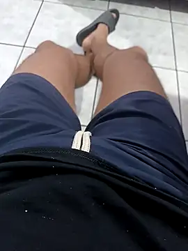 Snapshot of 1995eduardo chatting on November 2025 12:22:01 AM 1995eduardo online show from November 2025 12:22:01 AM