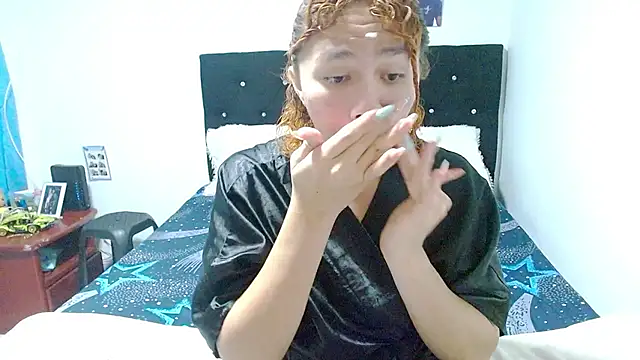 giuliana andrade online show from November 2025 12:36:02 AM