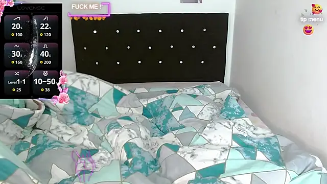 giuliana andrade online show from November 2025 02:12:01 AM