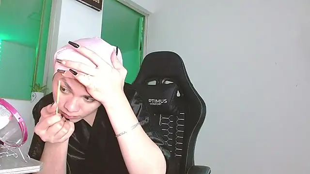 giuliana andrade online show from March 2026 11:49:01 PM