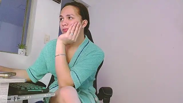 giuliana andrade online show from April 2026 07:31:02 PM