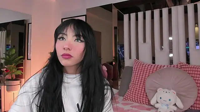 Kitty Eliffe online show from October 2025 10:43:02 PM