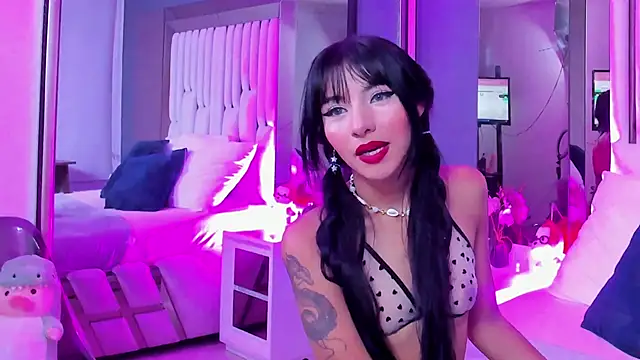 Snapshot of Kitty_Eliffe chatting on February 2025 10:48:02 PM Kitty Eliffe online show from February 2025 10:48:02 PM