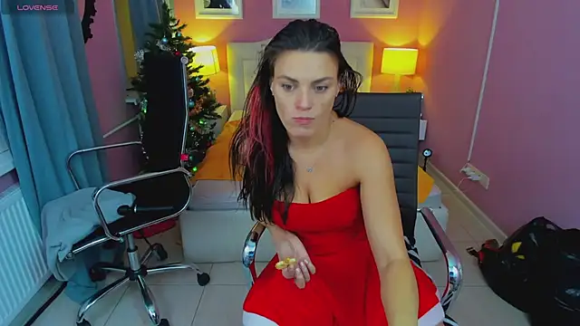 Snapshot of EricaAndPenelopa chatting on December 2024 05:33:02 AM EricaAndPenelopa online show from December 2024 05:33:02 AM