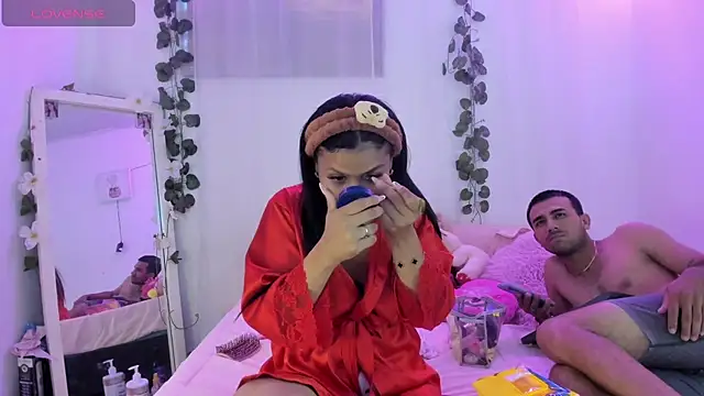 catalina and roger online show from November 2025 08:53:01 PM