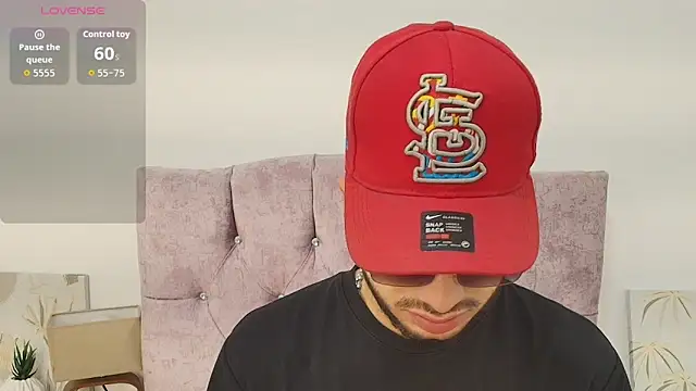 Amadeo Wild online show from October 2025 11:51:02 AM