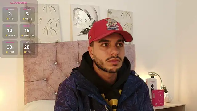 Amadeo Wild online show from April 2026 04:05:02 AM