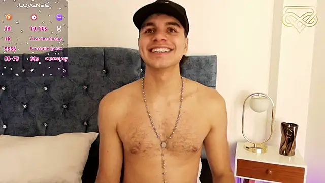 Amadeo Wild online show from December 2024 05:11:02 PM