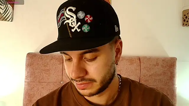 Amadeo Wild online show from April 2026 02:51:02 PM