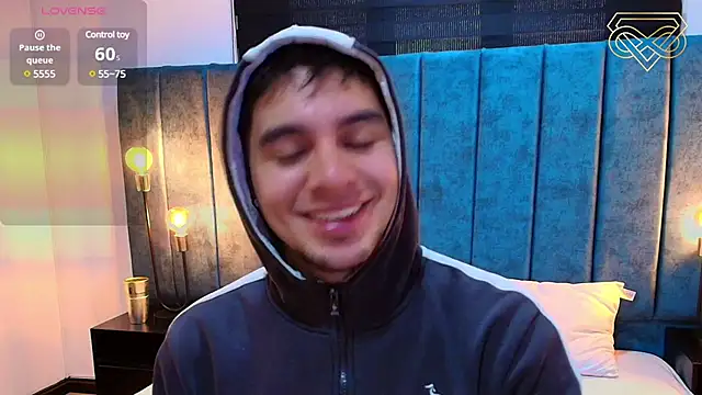 Amadeo Wild online show from January 2025 03:34:02 PM