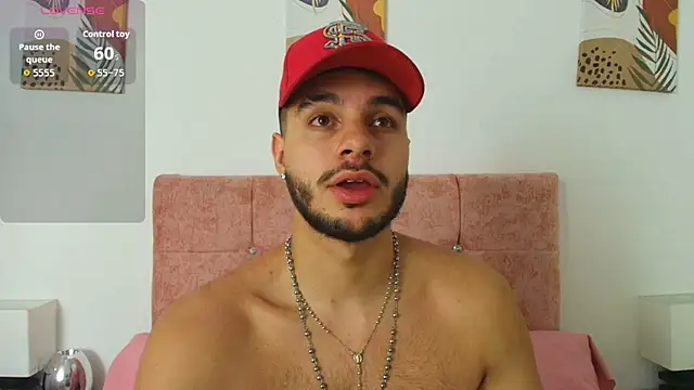 Amadeo Wild online show from November 2025 01:37:02 PM