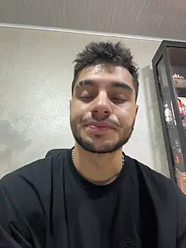 Amadeo Wild online show from March 2026 01:24:01 PM