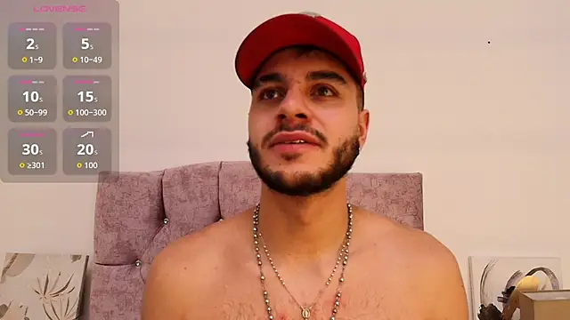 Amadeo Wild online show from November 2025 03:46:02 PM