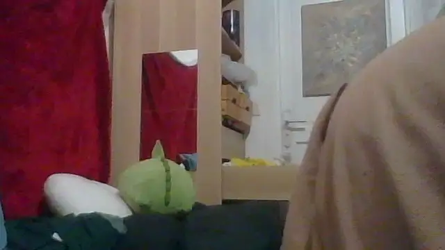 PearMaki online show from December 2025 05:28:01 PM