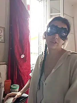 PearMaki online show from October 2025 10:12:01 AM