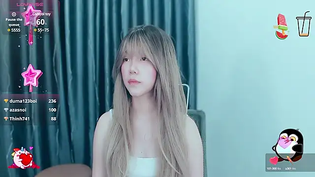 -Poison-Ivy- online show from December 2024 01:24:01 PM