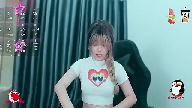 -Poison-Ivy- online show from January 2025 01:19:01 PM