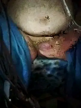 Leocesar37 online show from May 2026 07:02:01 AM