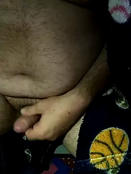 Leocesar37 online show from October 2025 06:23:01 AM