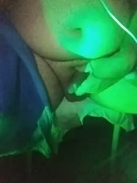 Leocesar37 online show from March 2026 04:14:02 AM