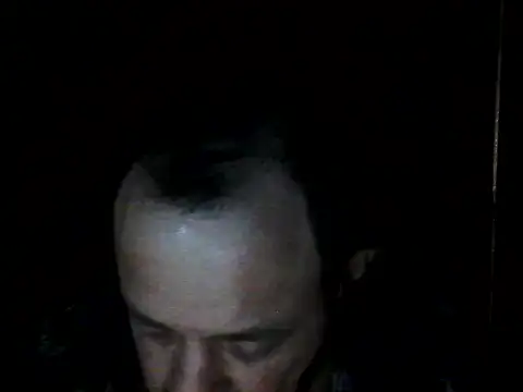 Leocesar37 online show from September 2025 10:17:02 AM