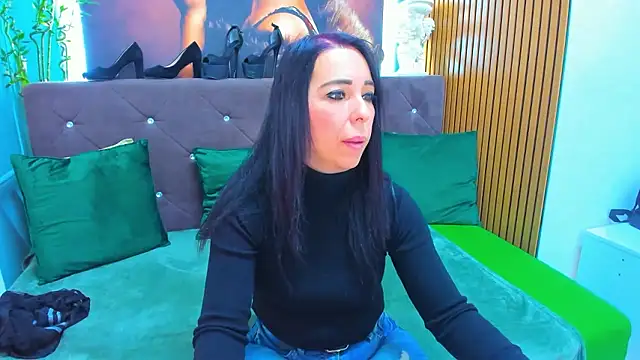 LauraSin online show from January 2026 04:27:02 AM