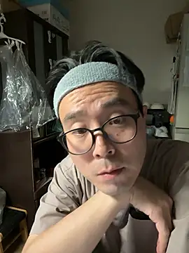 Snapshot of shigeki-113 chatting on October 2025 01:34:02 PM shigeki-113 online show from October 2025 01:34:02 PM